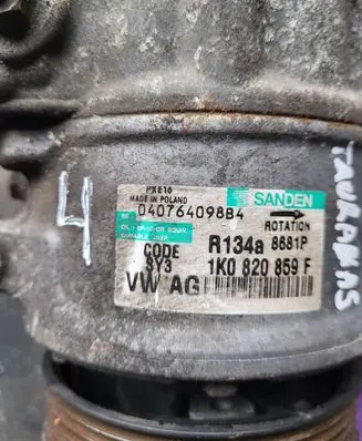 Volkswagen PASSAT B6 Air conditioning (A/C) compressor (pump) 1K0820859F