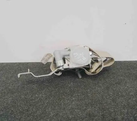 Subaru Legacy Front seatbelt E40432127