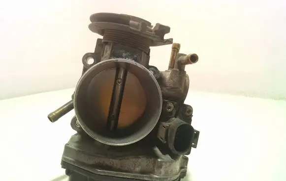 Audi A3 S3 8L Throttle valve 06A133064J