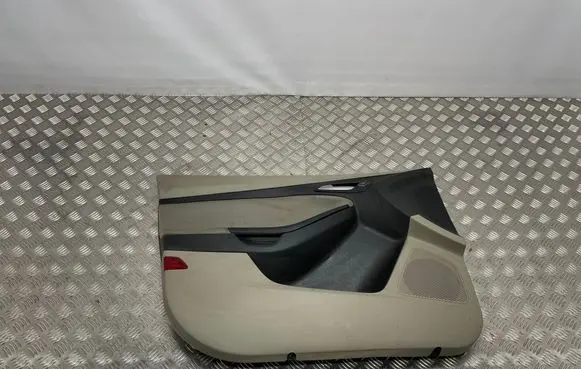 Ford Focus Front door card panel trim