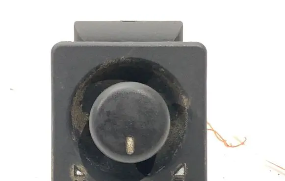Land Rover Freelander Wing mirror switch AMR2498