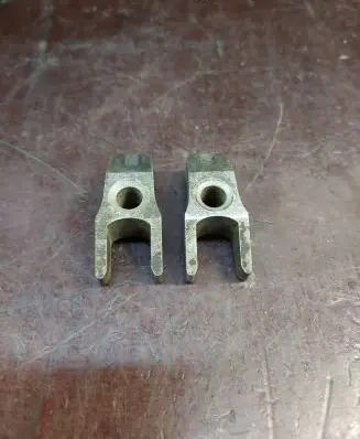 Volkswagen PASSAT B4 Fuel Injector clamp holder