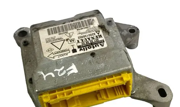 Renault Laguna II Airbag control unit/module 8200138952 C185C140708 601958800