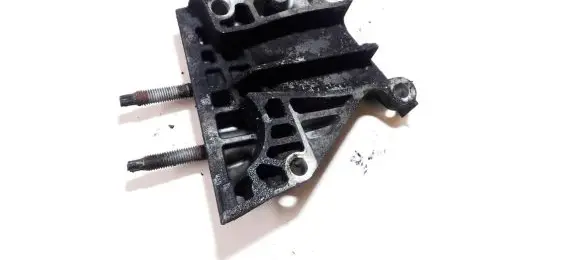 Ford Focus Engine mounting bracket xs7q6030ab