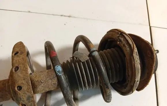 Subaru Forester SH Front coil spring 