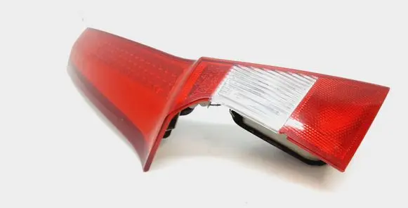 Volvo V70 Tailgate rear/tail lights 31265457