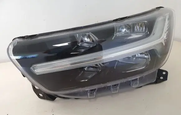 Volvo XC40 Headlight/headlamp 32293922