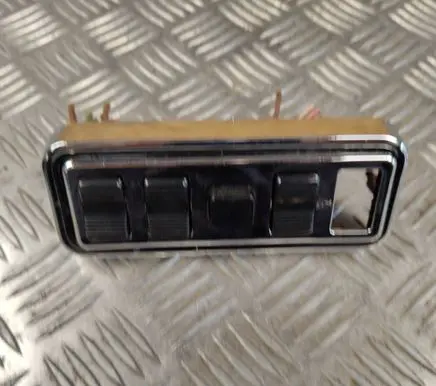 BMW 5 E12 Other switches/knobs/shifts 03812900