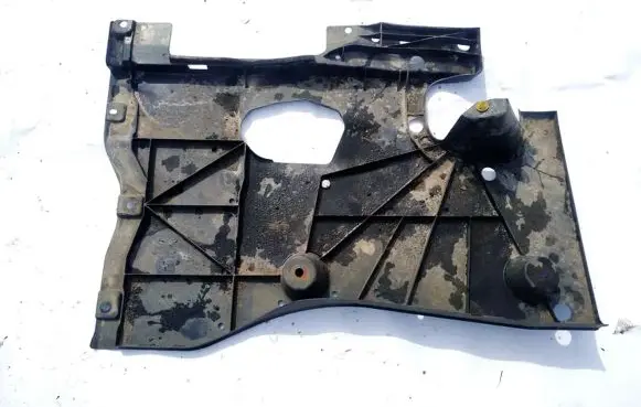 Mazda 6 Engine splash shield/under tray GHP9561Z1