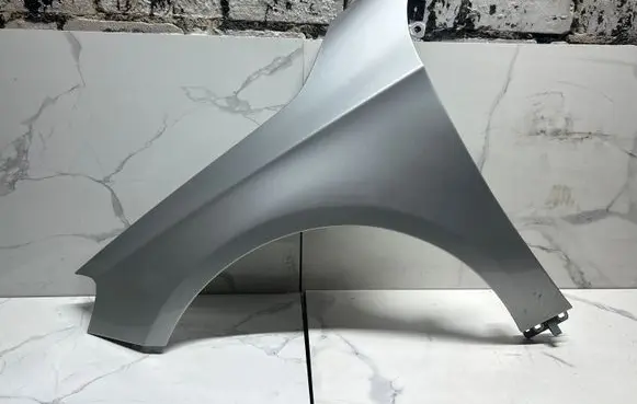Mercedes-Benz A W176 Fender