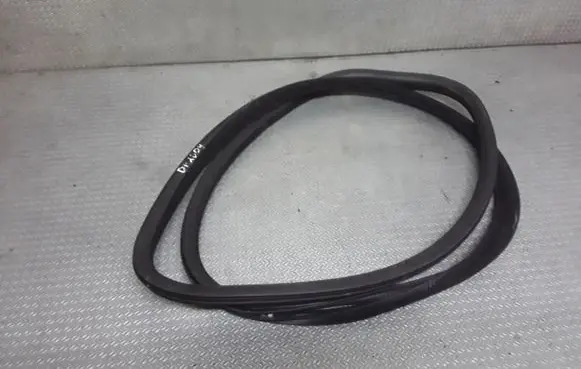 Volvo S80 Front door rubber seal