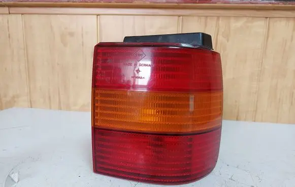 Volkswagen PASSAT B4 Tail light bulb cover holder 3A9945257
