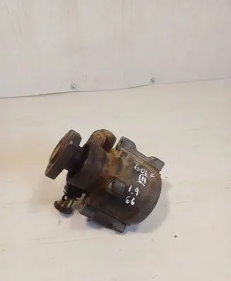 Volkswagen Golf III Power steering pump 1H0422155D