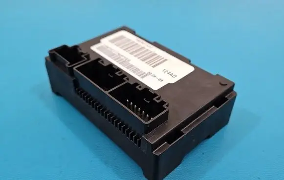 Jeep Grand Cherokee Central body control module P68250124AD IMPRK1592759