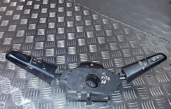 Wiper turn signal indicator stalk/switch