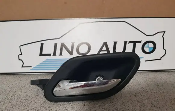 BMW 5 E39 Front door interior handle 8226049