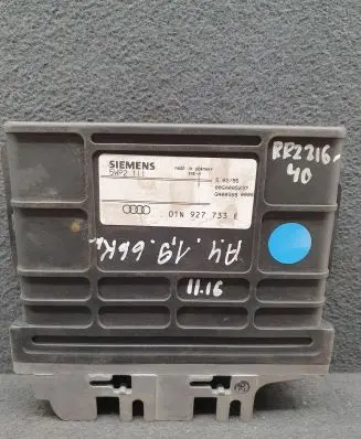 Audi A4 S4 B5 8D Gearbox control unit/module 01N927733E 5WP2111
