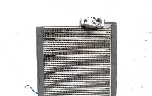 Air conditioning (A/C) radiator (interior)