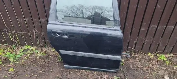 Volvo V70 Rear door