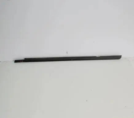 Opel Astra H Rear door glass trim molding 024468035