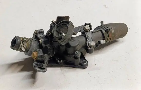 Renault Scenic III - Grand scenic III Thermostat/thermostat housing 110602770R 215145907R