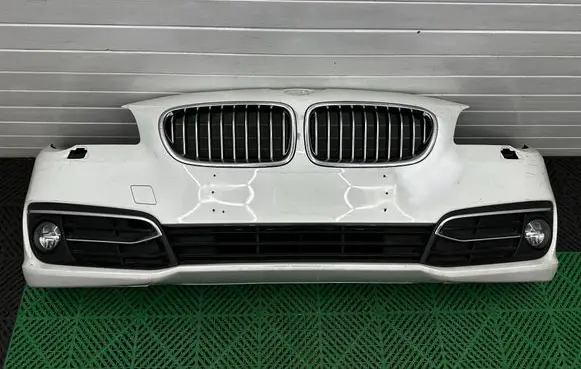 BMW 5 F10 F11 Front bumper 7331706