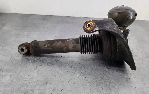 Front shock absorber/damper