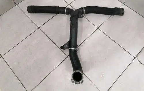 Maserati GranTurismo Intercooler hose/pipe 670105708
