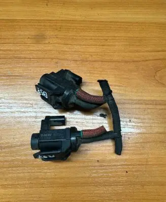 Vacuum valve