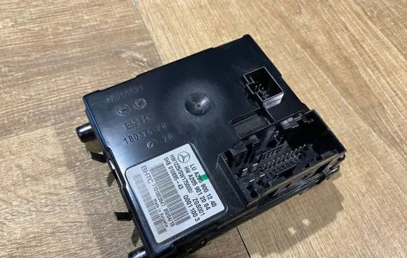 Mercedes-Benz C W205 Air conditioning/heating control unit A2059001240 2059001240 A2059012004
