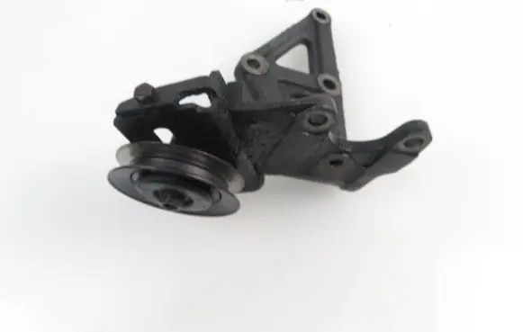 KIA K2500, K2700, K3000 Generator/alternator bracket 