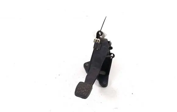 Mercedes-Benz A W176 Clutch pedal A2462900419