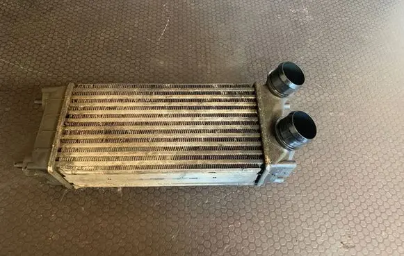 Peugeot 5008 Intercooler radiator 1A2001 9684212480 M144105