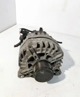 Peugeot 208 Generator/alternator 9810525380 2624310C TG15S218
