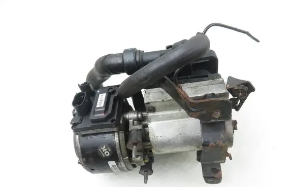 Citroen C5 Air suspension compressor/pump 