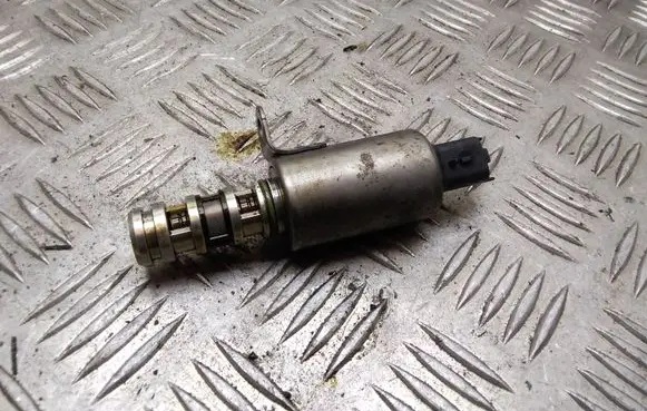 Mini One - Cooper Coupe R56 Camshaft vanos timing valve V756665280