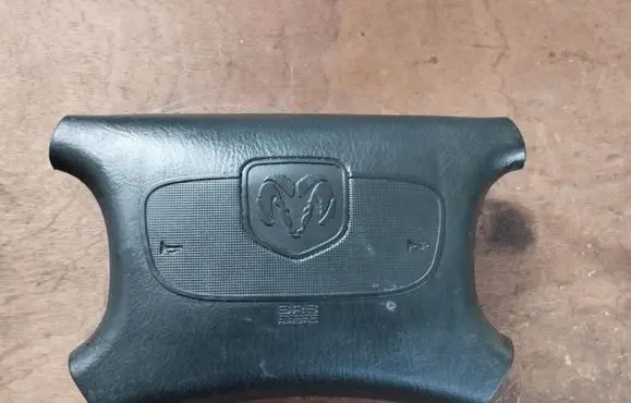 Dodge Durango I Steering wheel airbag P5GD13DX9AB