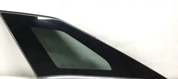 Peugeot 3008 II Rear side window 9810727480