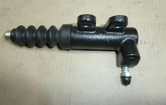 Clutch slave cylinder