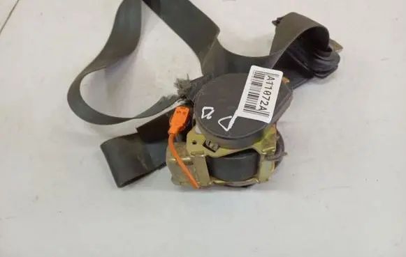 Peugeot 206 Front seatbelt 804889XX 804-889-XX