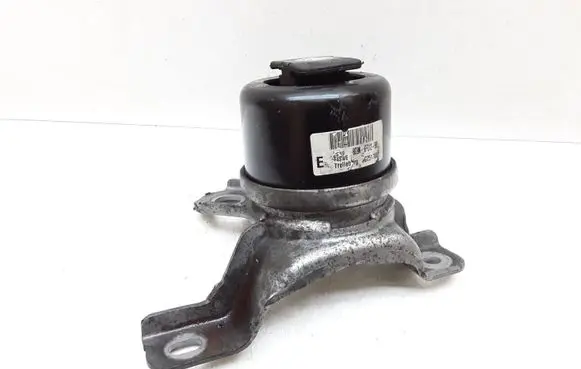 Volvo V70 Engine mount bracket 30793318 8G9N6F012BB
