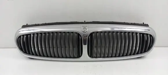 Jaguar X-Type Front bumper upper radiator grill