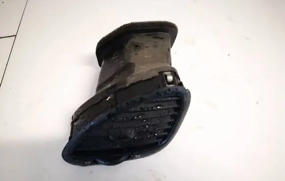 Ford Galaxy Dashboard side air vent grill/cover trim 7m1819703e 95vwa018b09afw