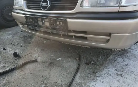 Opel Astra F Front bumper