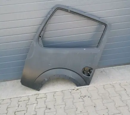 Renault Maxity Door (2 Door Coupe) 