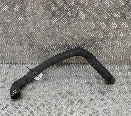 Maserati Ghibli Engine coolant pipe/hose 670031870