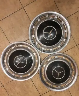 Mercedes-Benz S W126 R15 wheel hub/cap/trim J107108110