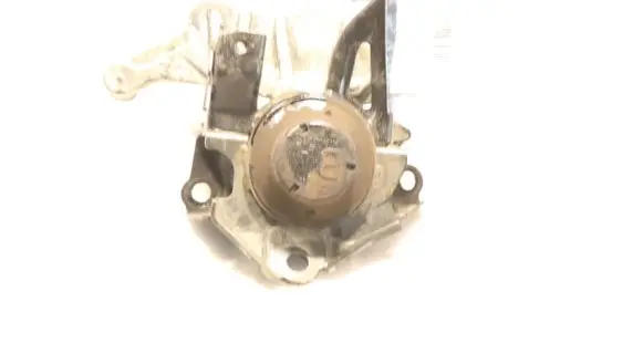 Toyota Yaris XP210 Gearbox mounting bracket