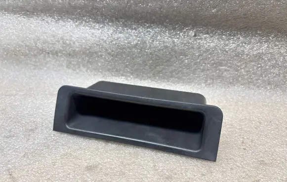 BMW 5 E39 Dashboard storage box/compartment 8210445 33970