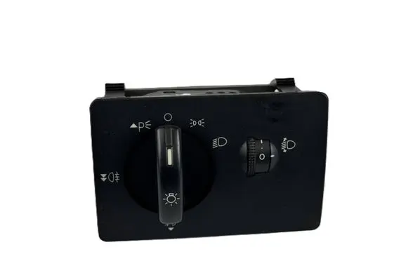 Ford Focus Light switch 7M5T13A024